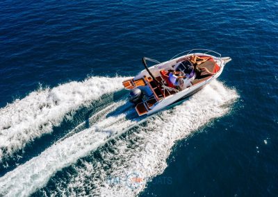 10 Okiboats Barracuda 595 Sundeck Okiboats Barracuda 595 Sundeck