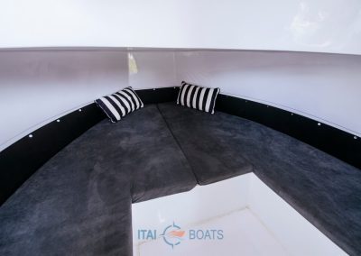 9 Okiboats Barracuda 595 Sundeck Okiboats Barracuda 595 Sundeck