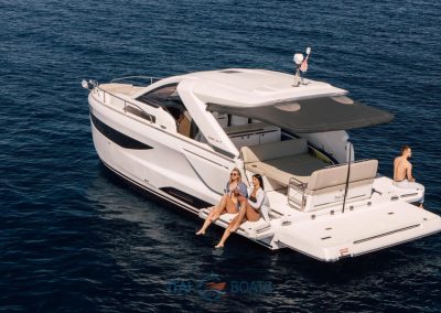 Jeanneau DB/37 3 Jeanneau DB/37