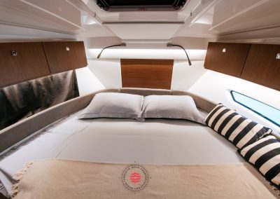 Beneteau Antares 9 11 Beneteau Antares 9