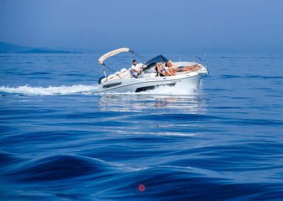 Karnic 7.8 Sundeck 9 Karnic 7.8 Sundeck